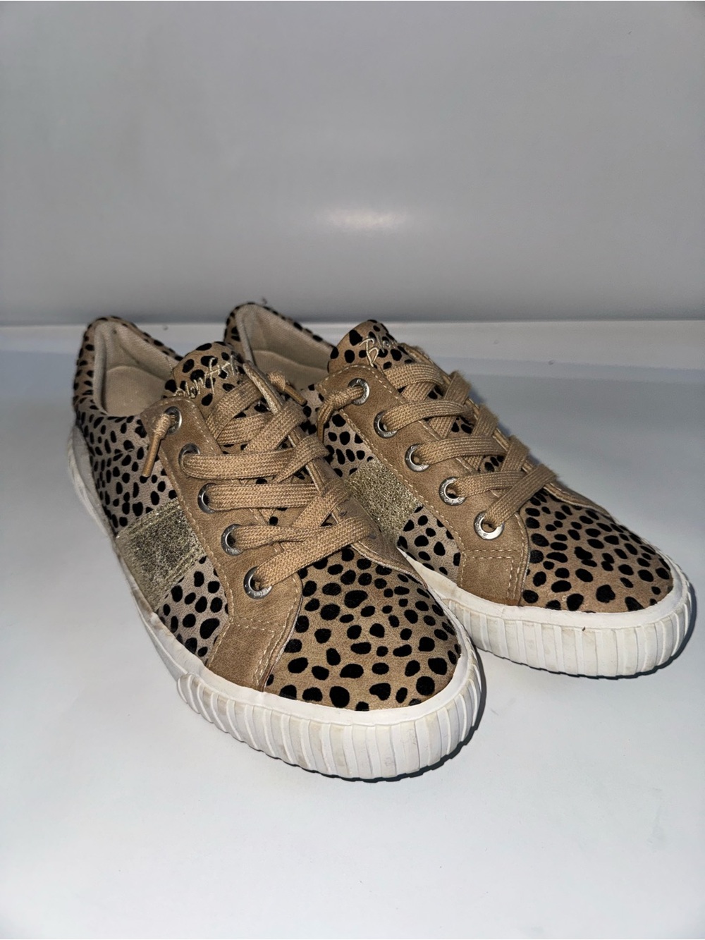 Leopard Print Lace-Up Fashion Sneakers in Tan